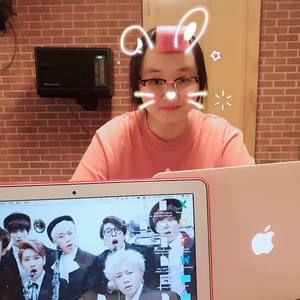 Meet your Posher, Joyce